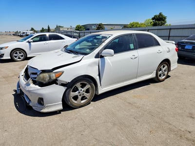 5YFBU4EEXDP****** 2013 Toyota Corolla