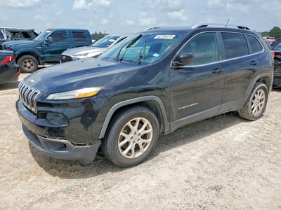 1C4PJLCB5JD****** 2018 Jeep Cherokee