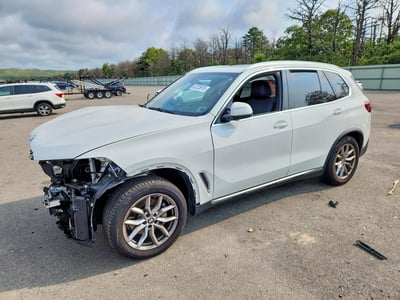 5UXCR6C0XM9****** 2021 BMW X5