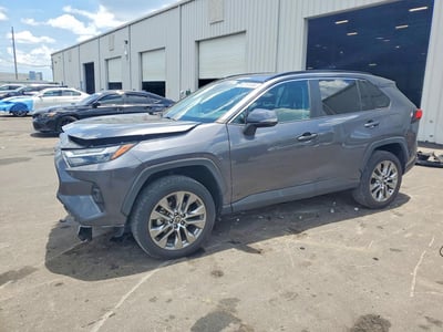 2T3C1RFV6PC****** 2023 Toyota RAV4