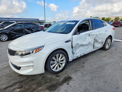 5XXGU4L35HG****** 2017 Kia Optima