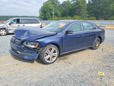 1VWBS7A3XEC****** 2014 Volkswagen Passat