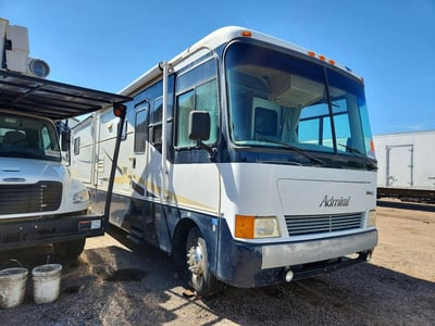 1FCNF53S5Y0****** 2000 Ford F53