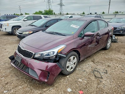 3KPFK4A78JE****** 2018 Kia Forte