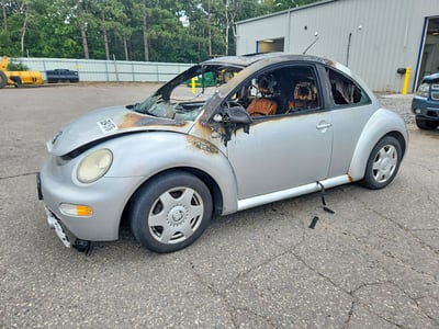 3VWDC21C41M****** 2001 Volkswagen New Beetle