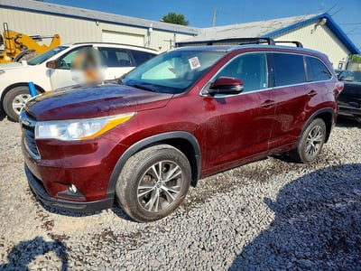 5TDJKRFH0GS****** 2016 Toyota Highlander