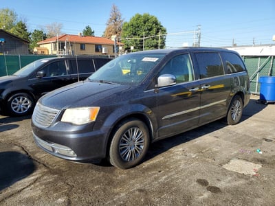 2014 Chrysler Town & Country