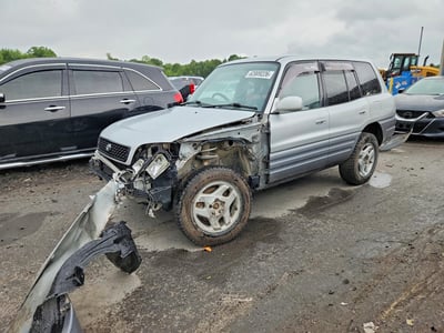 SXA1101***** 1997 Toyota RAV4