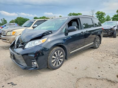 5TDDZ3DC3JS****** 2018 Toyota Sienna