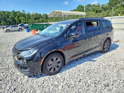 2C4RC1N71LR****** 2020 Chrysler Pacifica