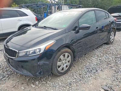 3KPFK4A72HE****** 2017 Kia Forte