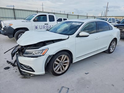 1VWCS7A34GC****** 2016 Volkswagen Passat