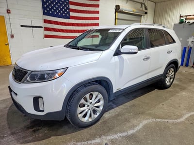 5XYKUDA7XFG****** 2015 Kia Sorento