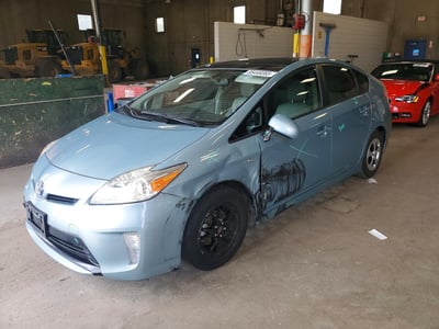 JTDKN3DU6F1****** 2015 Toyota Prius