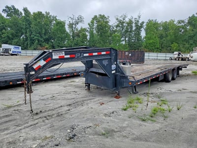 2014 PJ Trailers Trailers