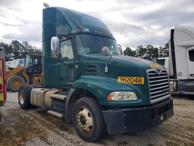 1M1AW01X1HM****** 2017 Mack Cxu612