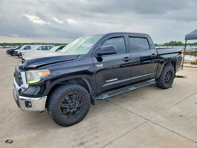 5TFDW5F17JX****** 2018 Toyota Tundra