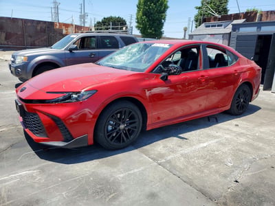 2025 Toyota Camry Hybrid