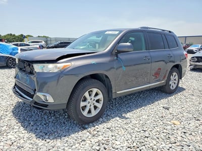 5TDBK3EH8DS****** 2013 Toyota Highlander