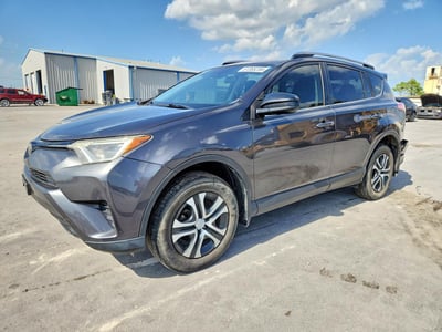 JTMZFREV7JJ****** 2018 Toyota RAV4