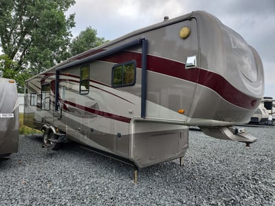 5SFBG3723AE****** 2010 Heartland RV Bighorn