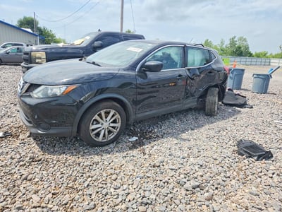 JN1BJ1CP9HW****** 2017 Nissan Rogue Sport