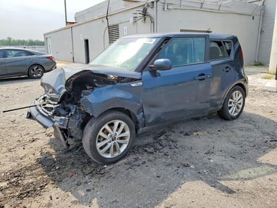 KNDJP3A52J7****** 2018 Kia Soul