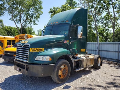 1M1AW01X3HM****** 2017 Mack Cxu612