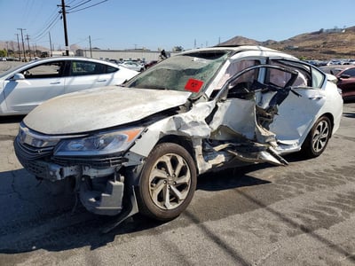 1HGCR2F01GA****** 2016 Honda Accord