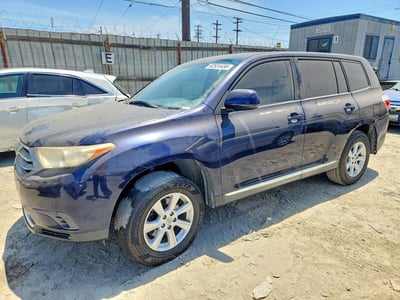 5TDZK3EHXBS****** 2011 Toyota Highlander