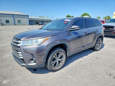 5TDBZRFH3KS****** 2019 Toyota Highlander