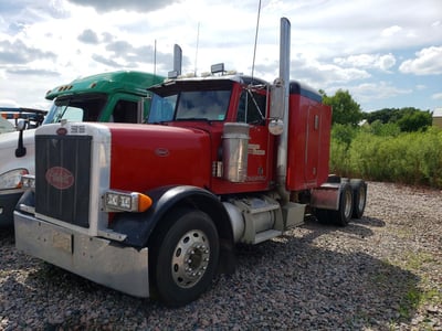 1XP5DU9X11N****** 2001 Peterbilt 379