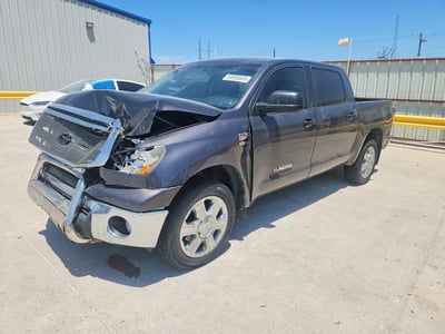 5TFDW5F1XBX****** 2011 Toyota Tundra
