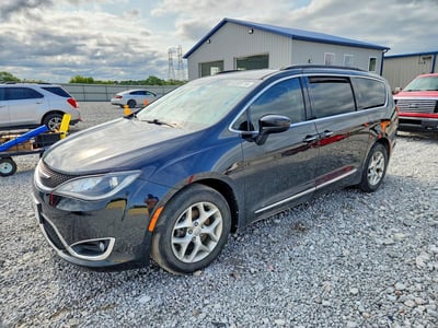 2C4RC1BG0HR****** 2017 Chrysler Pacifica