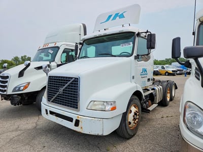 4V4MC9EG4DN****** 2013 Volvo VNM