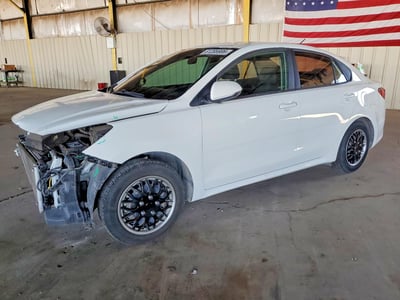 3KPA24AB7KE****** 2019 Kia Rio