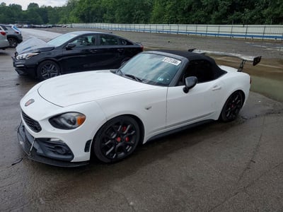 JC1NFAEK4J0****** 2018 Fiat 124 Spider