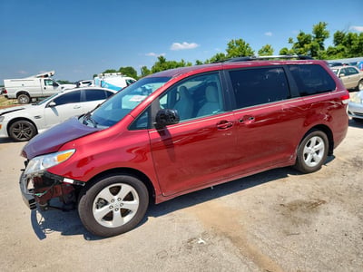 5TDKK3DC4BS****** 2011 Toyota Sienna