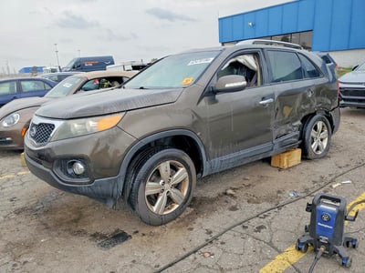 5XYKU4A22CG****** 2012 Kia Sorento