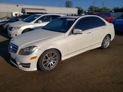 WDDGF8AB6DR****** 2013 Mercedes-Benz C-Class
