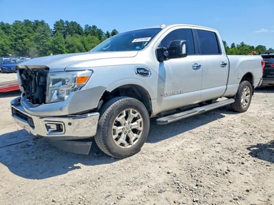 1N6AA1F27HN****** 2017 Nissan Titan