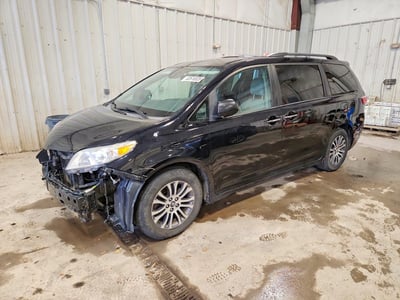 5TDYZ3DC1JS****** 2018 Toyota Sienna