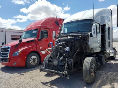 1XKYDP9X7PJ****** 2023 Kenworth T680