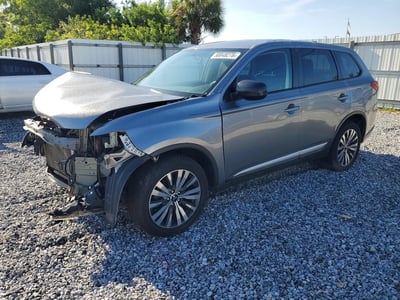 JA4AZ3A32LZ****** 2020 Mitsubishi Outlander