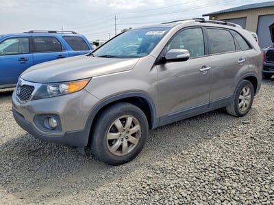 5XYKT3A64CG****** 2012 Kia Sorento