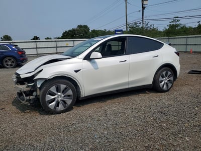 7SAYGDEE8NA****** 2022 Tesla Model Y
