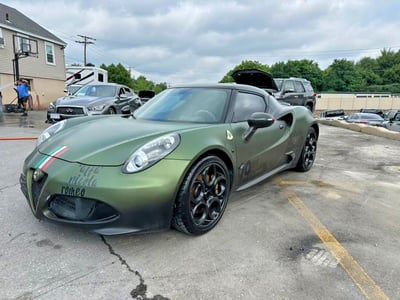 ZARBAAA43GM****** 2016 Alfa Romeo 4C