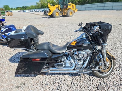 2010 Harley-Davidson FLHX