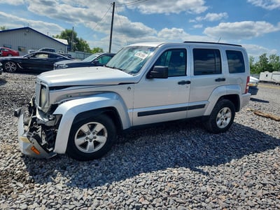 1C4PJMAK1CW****** 2012 Jeep Liberty