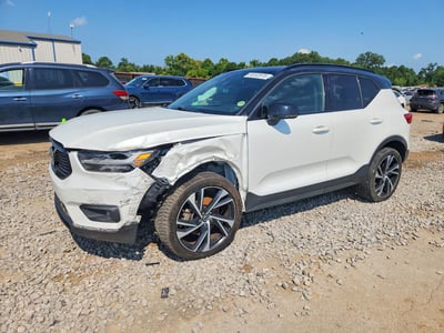 YV4162UM6L2****** 2020 Volvo XC40